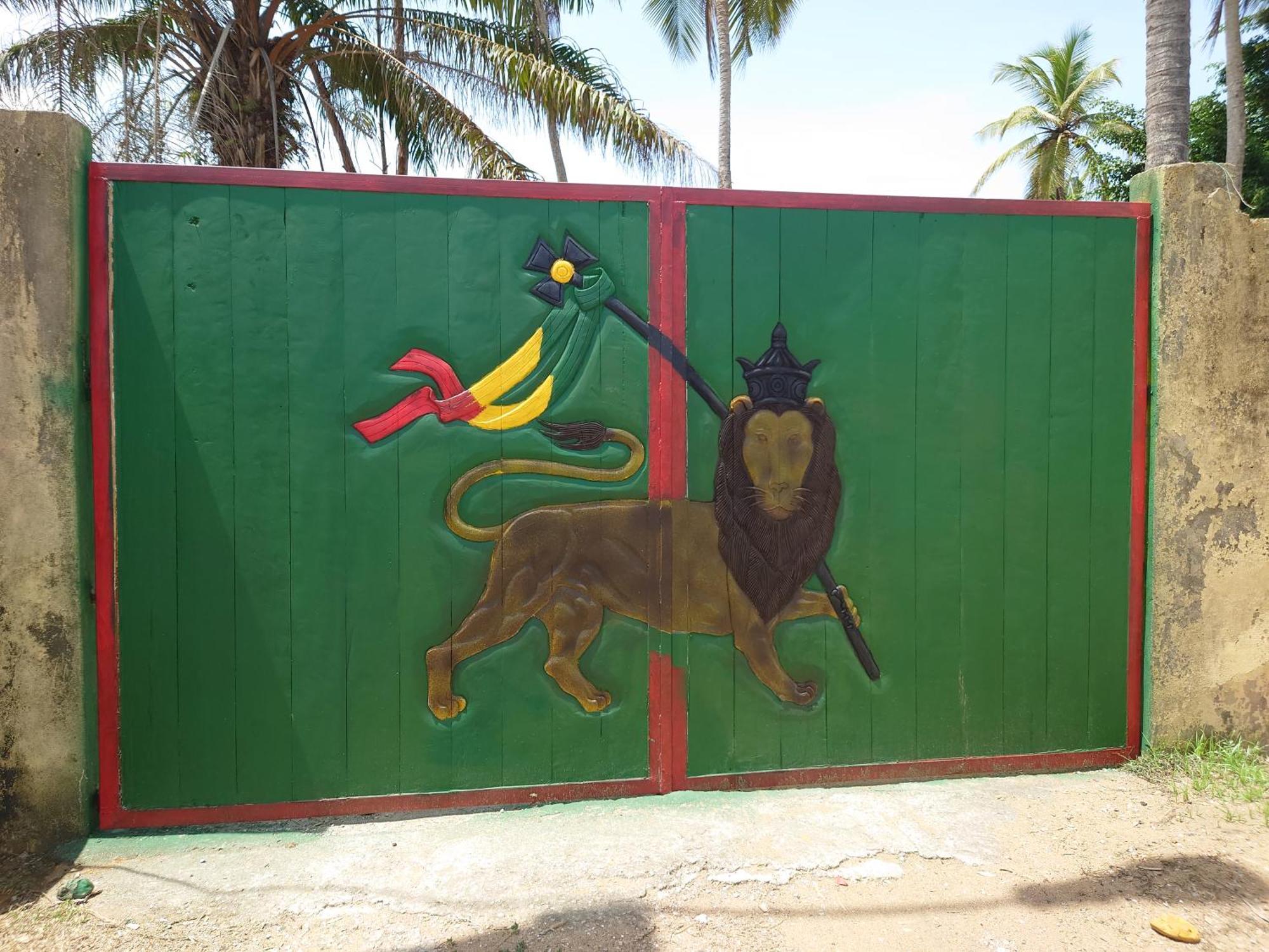 Rundbungalow Auf Lionsrest Grand-Bassam 外观 照片